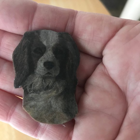 Cavalier King Charles Dog Pin Brooch Handmade VTG - Picture 2 of 6